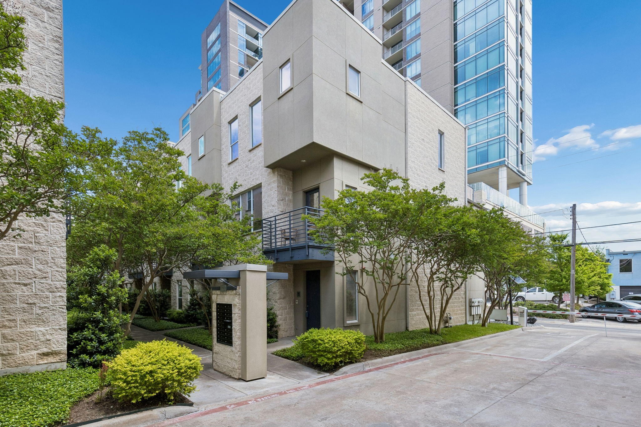 4312 Mckinney Avenue Dallas TX 75205