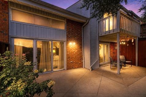 2954 Woodcroft Circle Carrollton TX 75006
