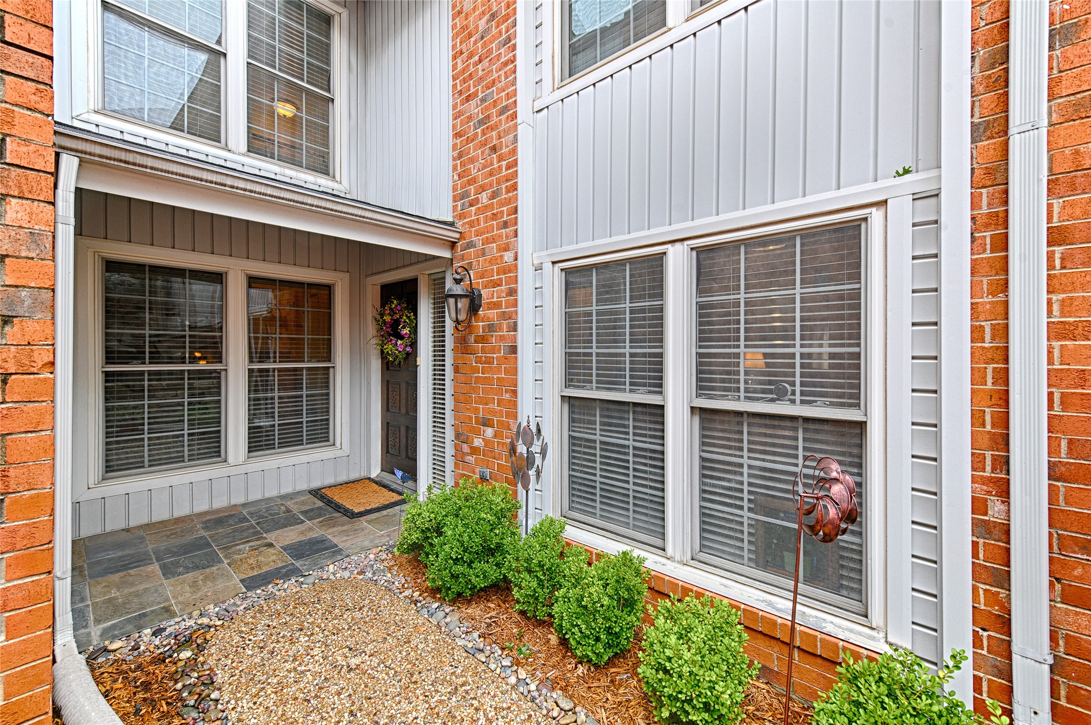 2954 Woodcroft Circle Carrollton TX 75006