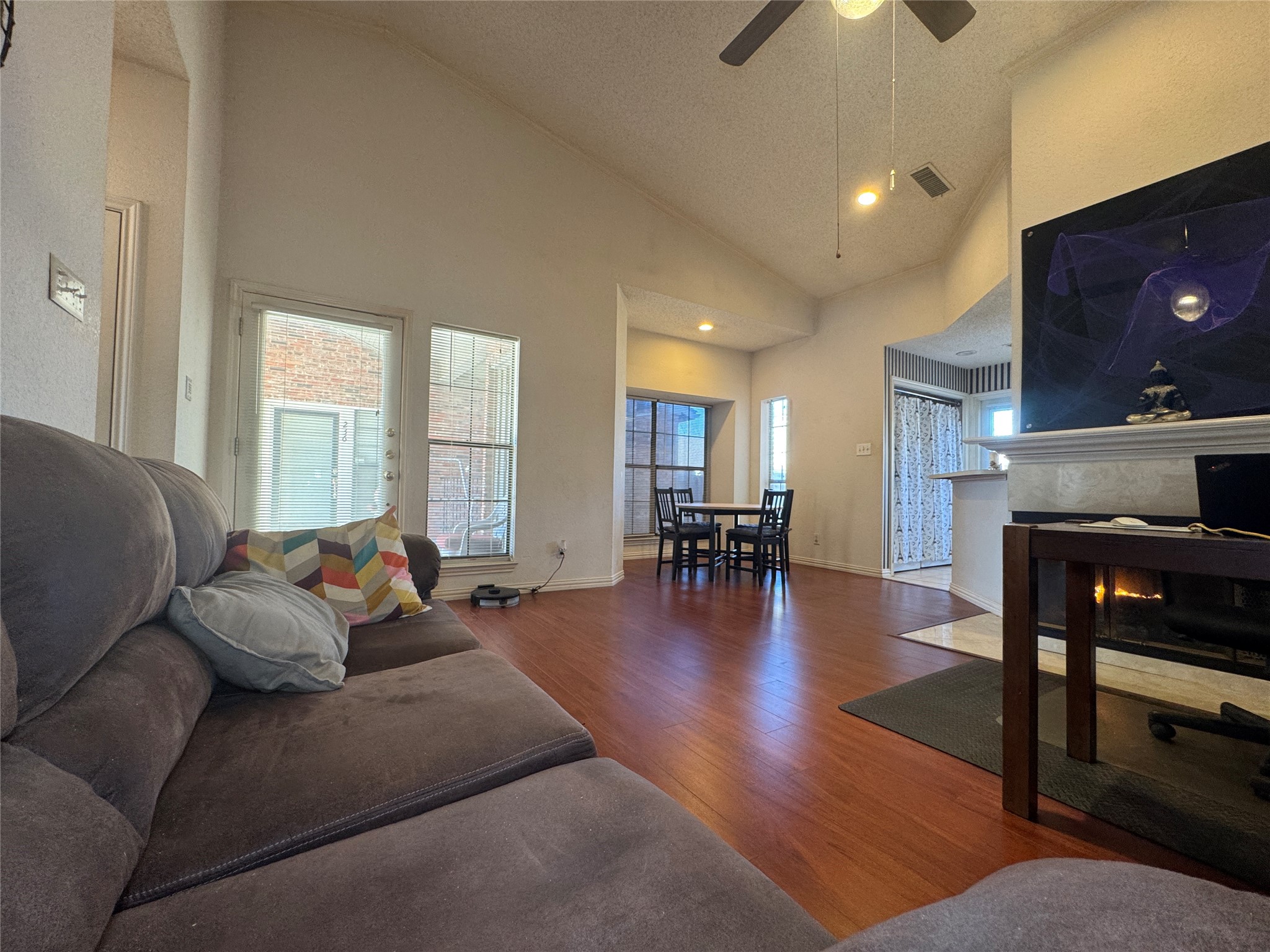 401 Pebble Way Arlington TX 76006