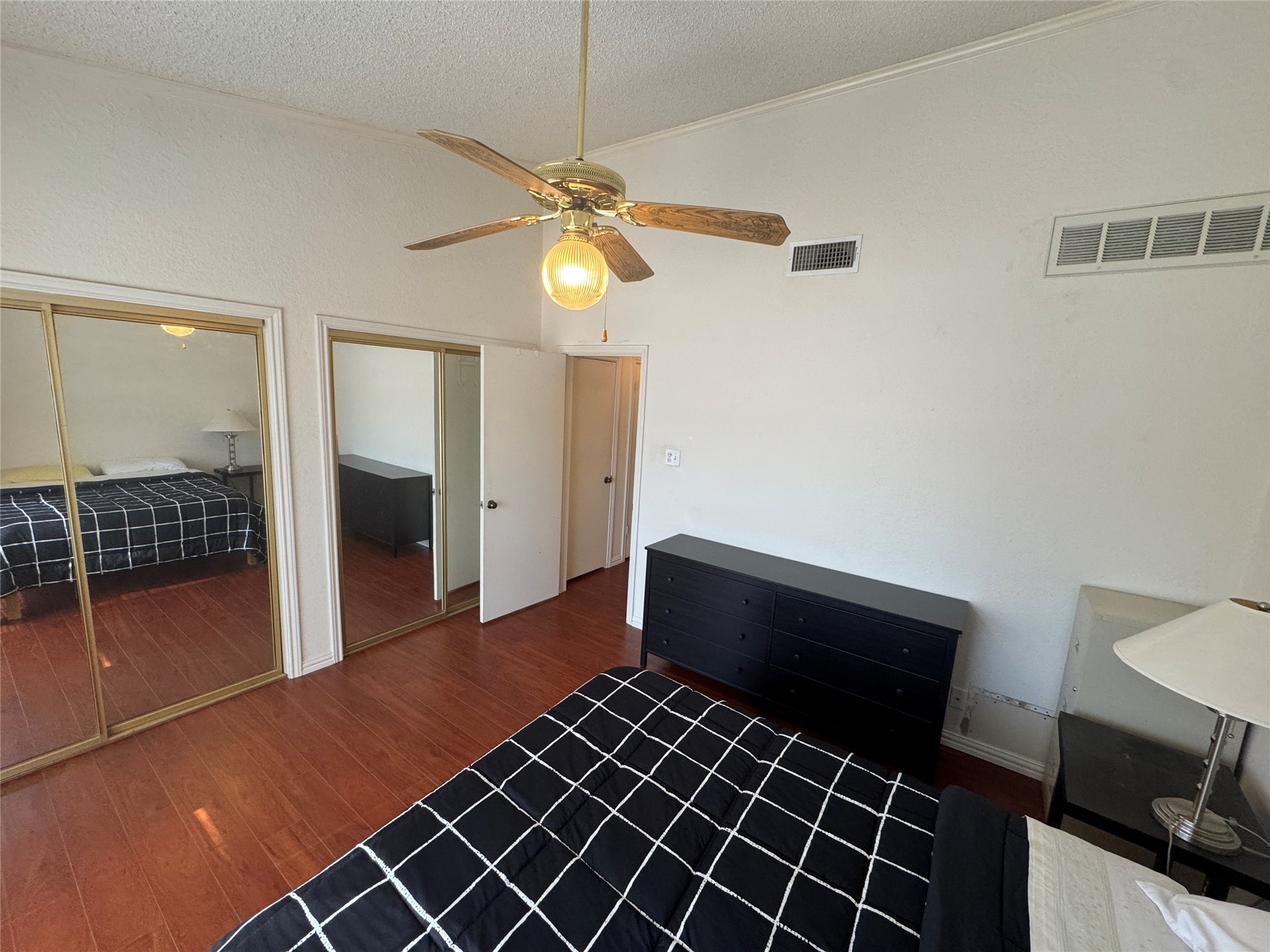 401 Pebble Way Arlington TX 76006