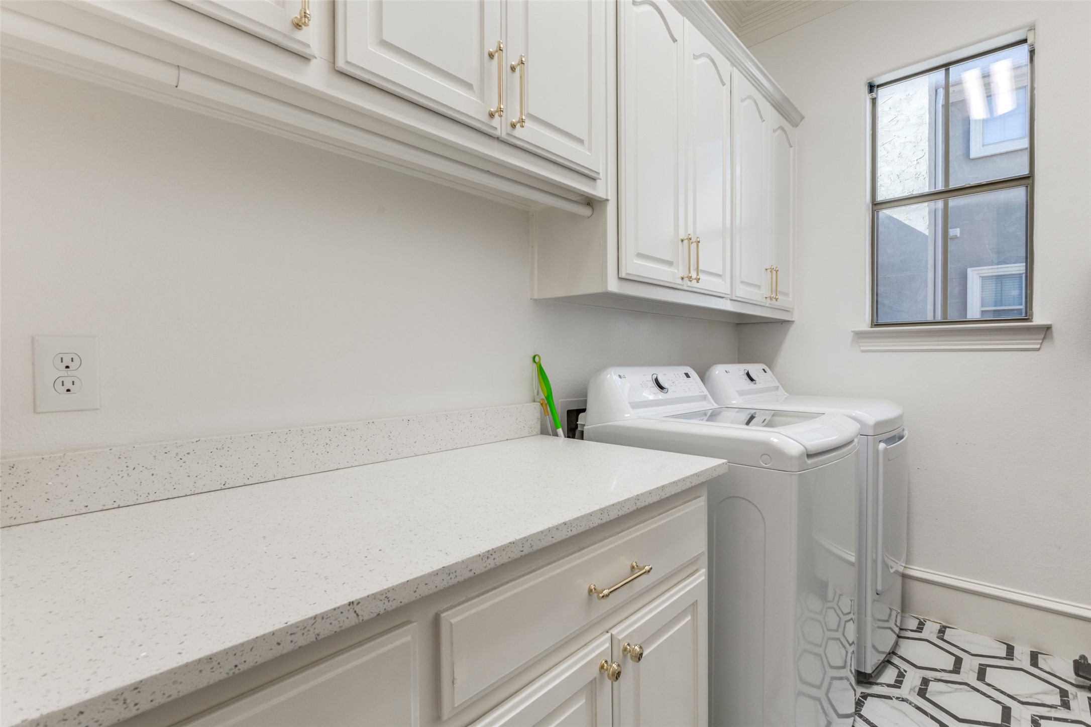 1922 Euclid Avenue Dallas TX 75206