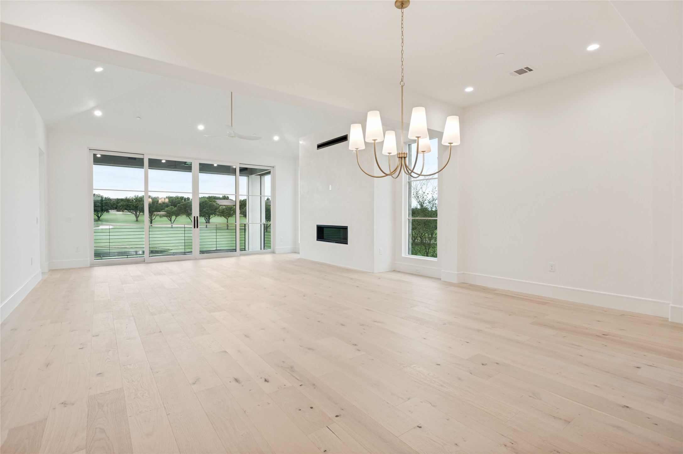 350 N O Connor Ridge Boulevard Irving TX 75038