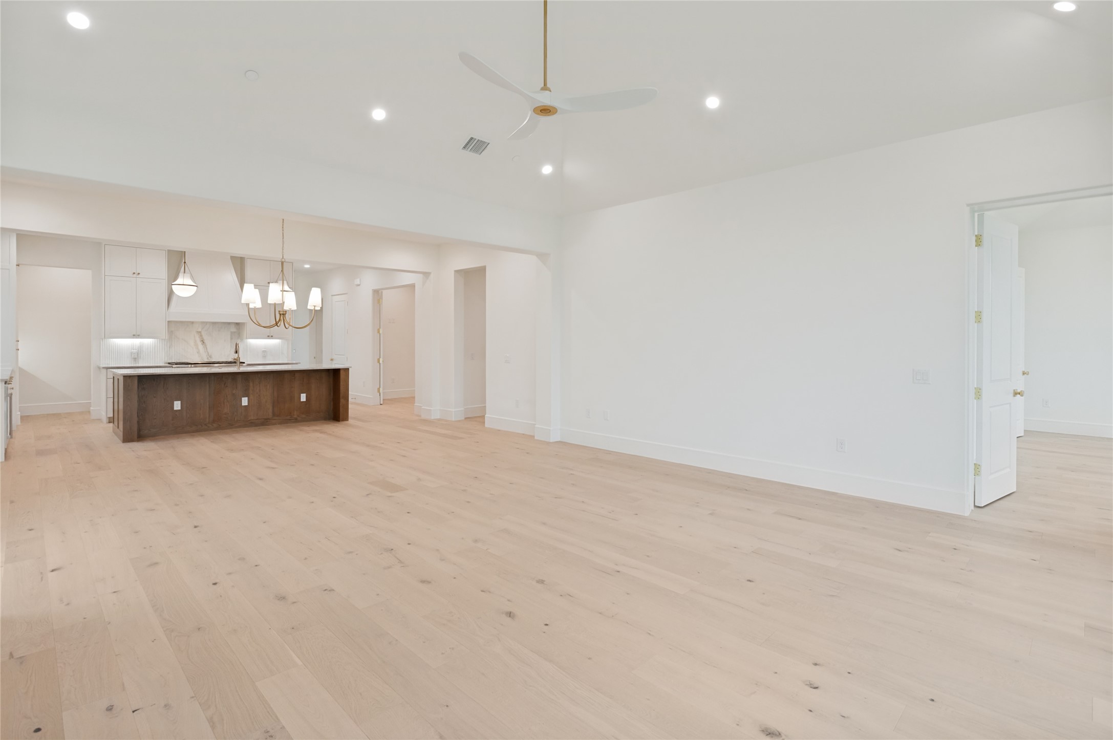 350 N O Connor Ridge Boulevard Irving TX 75038