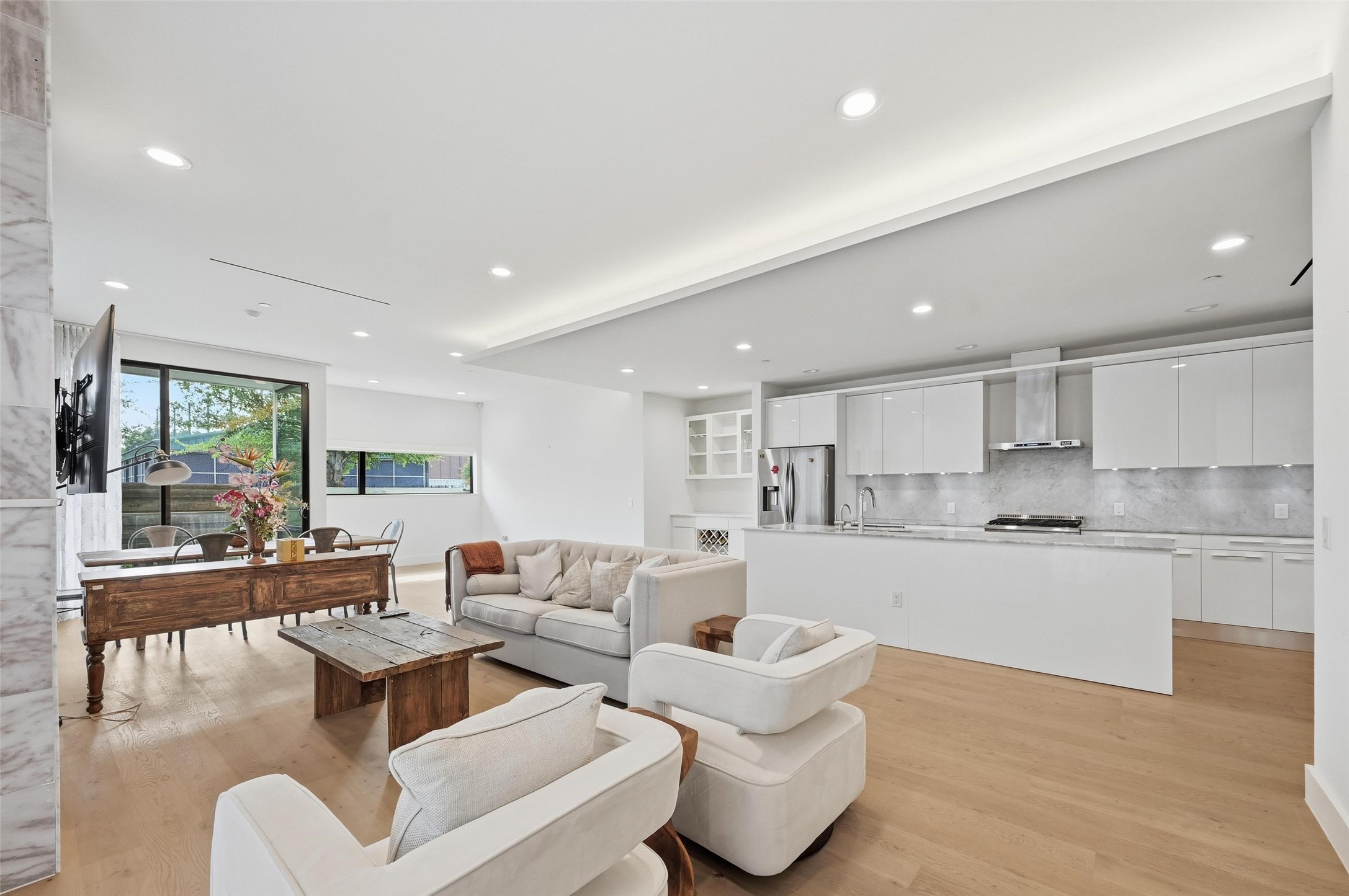 3923 Cole Avenue Dallas TX 75204