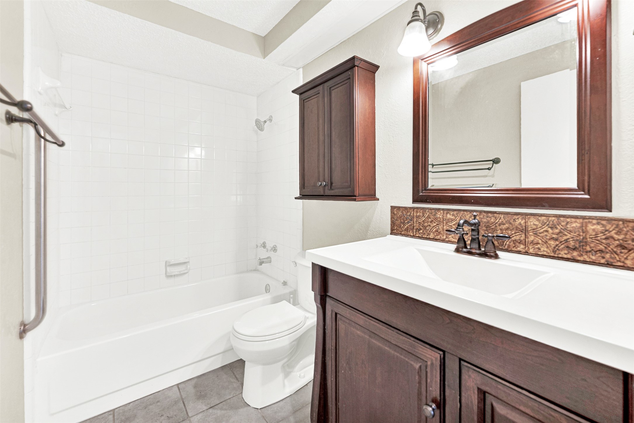 5908 Baroncrest Drive Arlington TX 76017