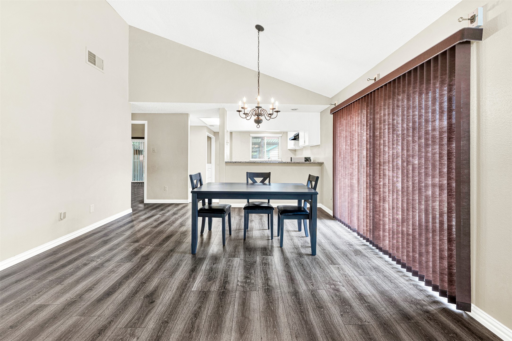 5908 Baroncrest Drive Arlington TX 76017