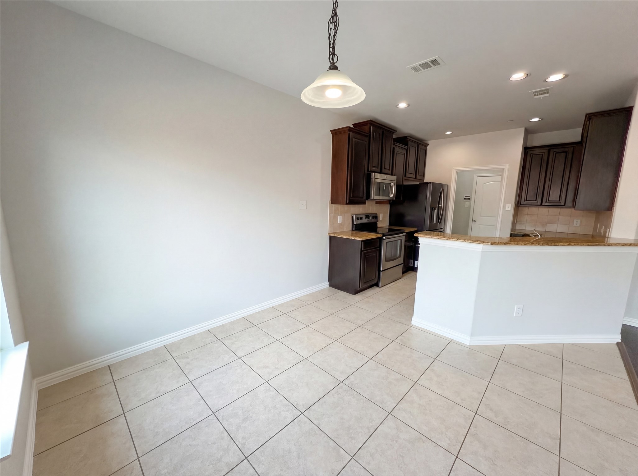 949 Wellington Drive Lewisville TX 75067