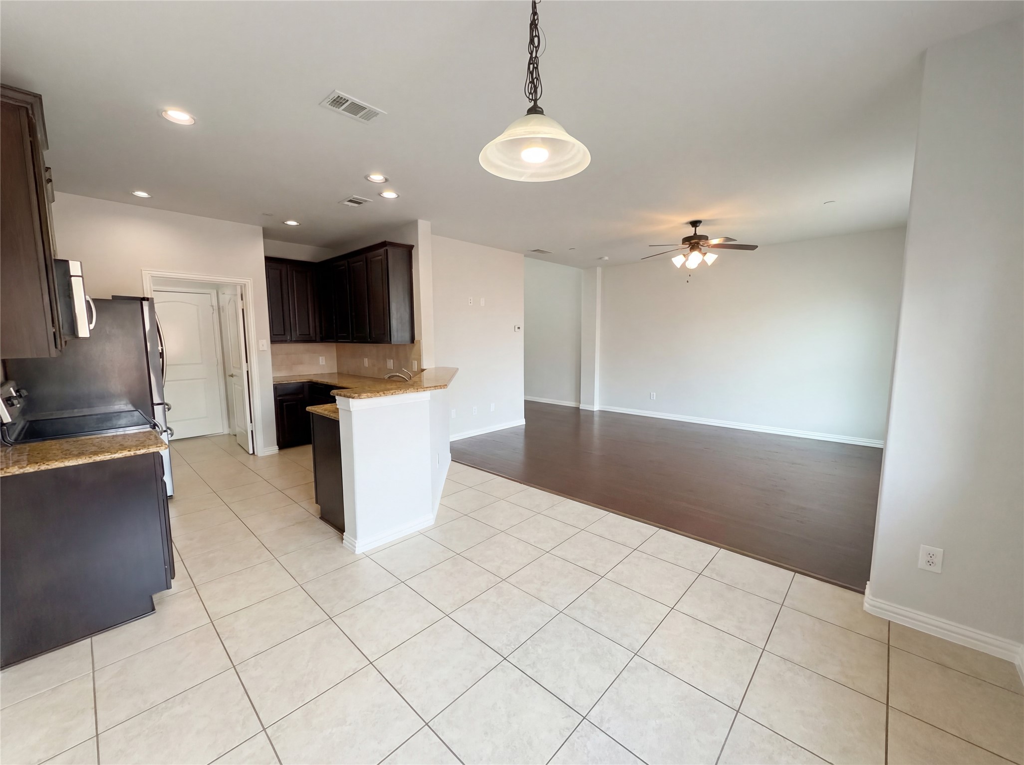 949 Wellington Drive Lewisville TX 75067