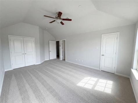 949 Wellington Drive Lewisville TX 75067