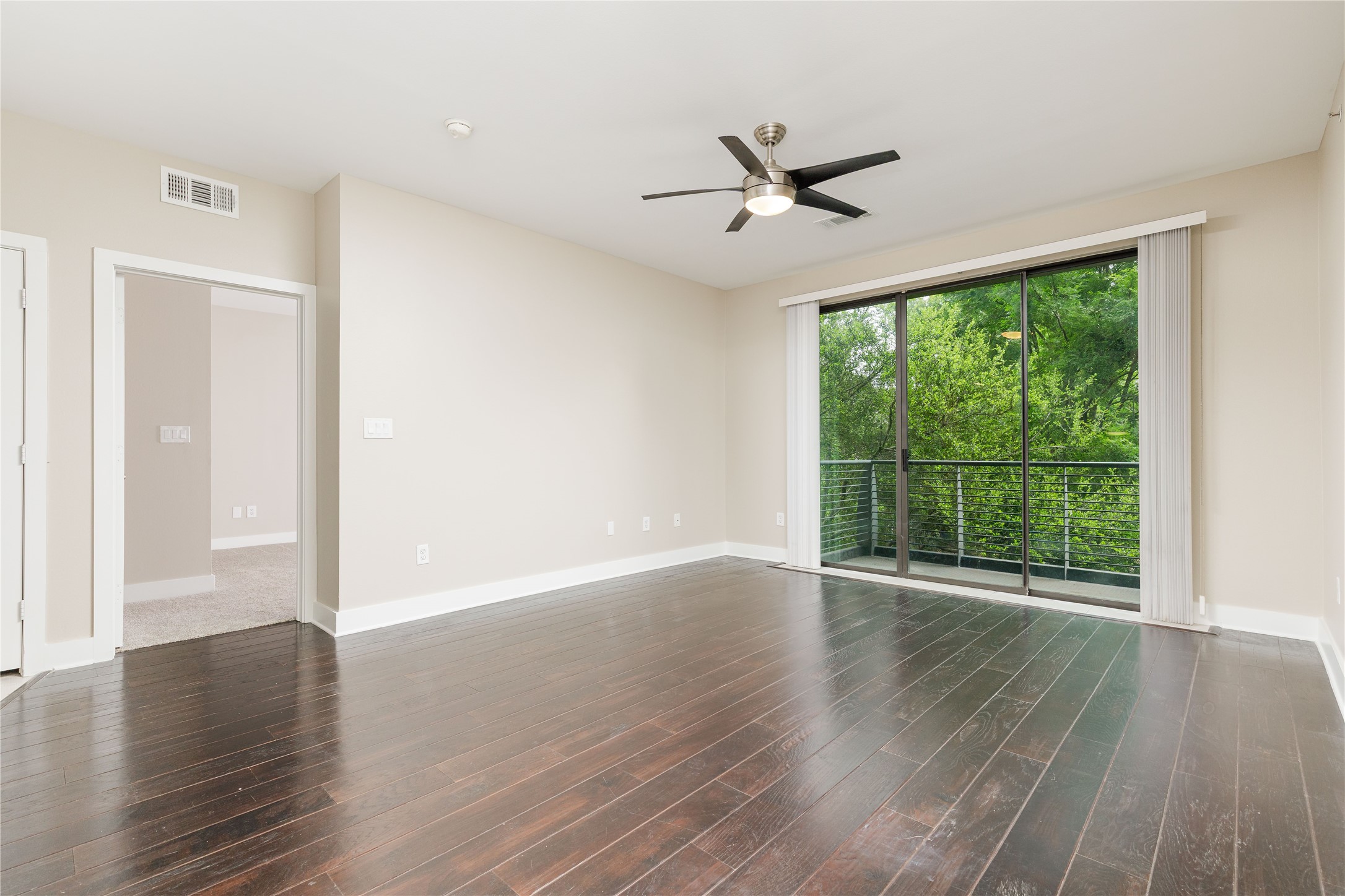 4605 Cedar Springs Road Dallas TX 75219