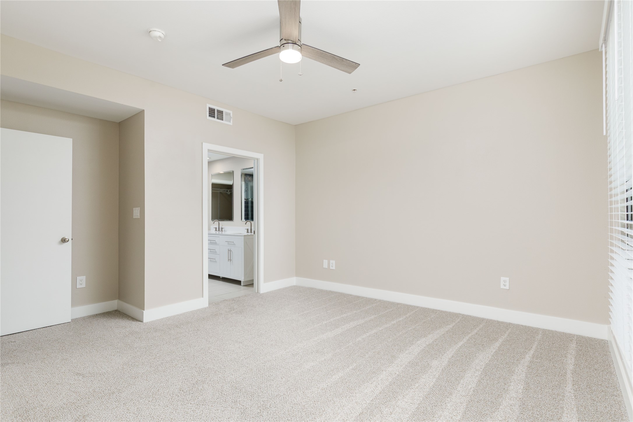 4605 Cedar Springs Road Dallas TX 75219