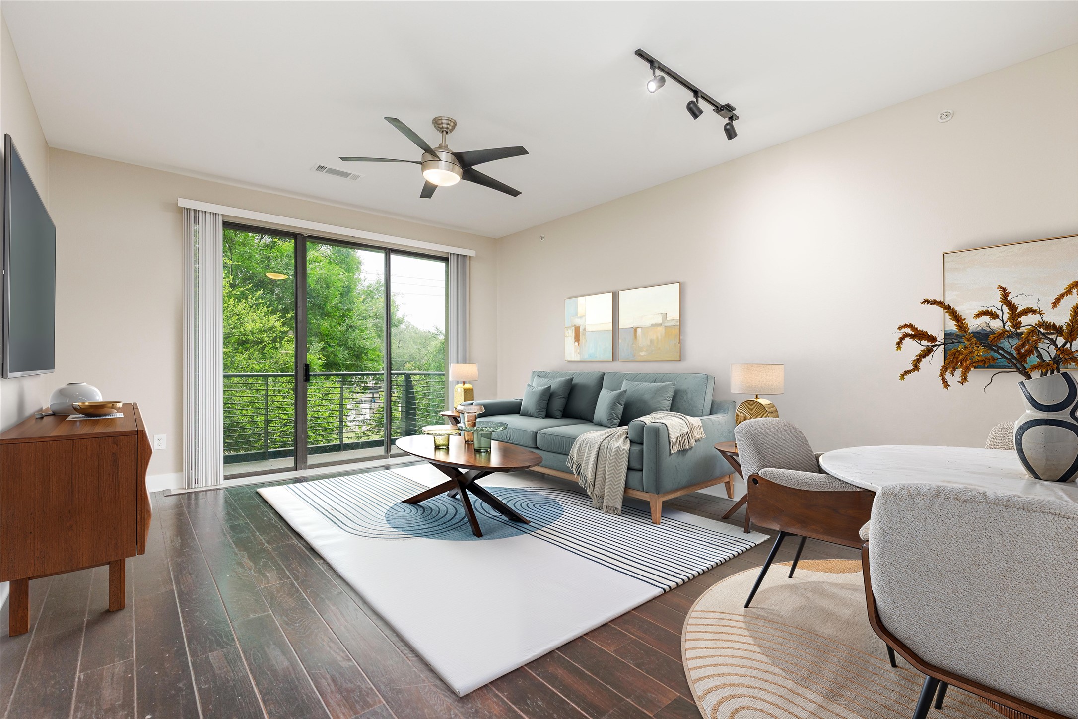 4605 Cedar Springs Road Dallas TX 75219