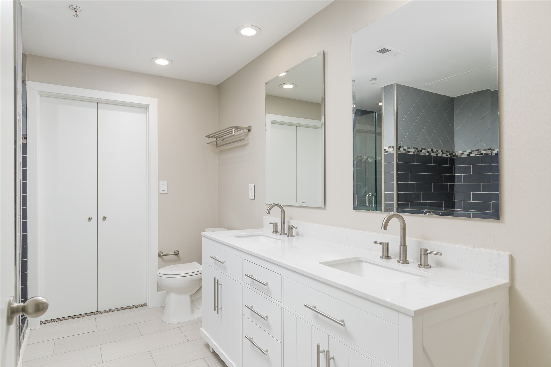 4605 Cedar Springs Road Dallas TX 75219