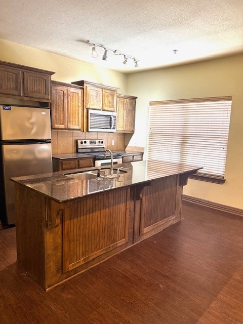 2410 S 2nd Street Waco TX 76706