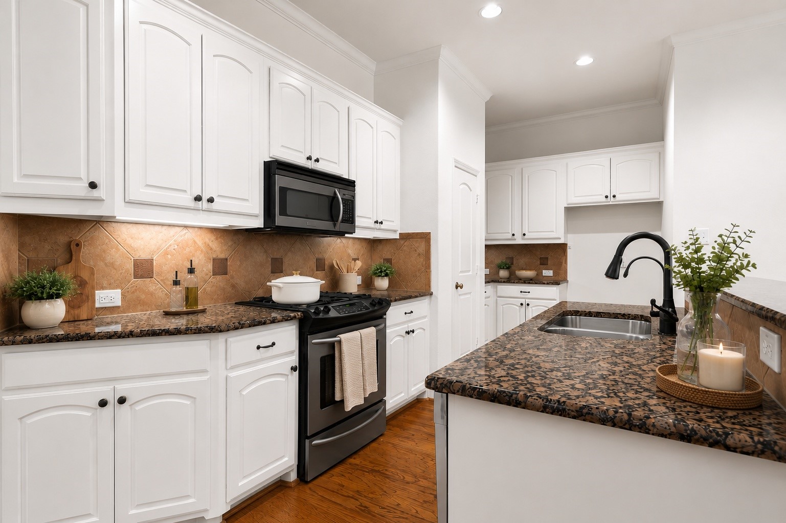 8813 Tudor Place Dallas TX 75228