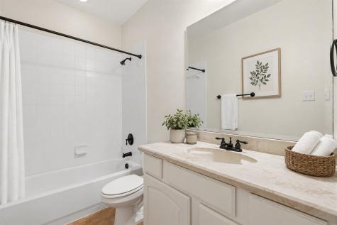 8813 Tudor Place Dallas TX 75228