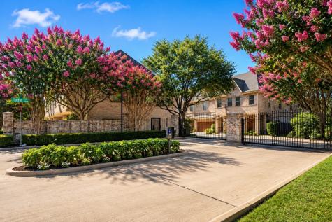 8813 Tudor Place Dallas TX 75228