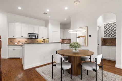 8813 Tudor Place Dallas TX 75228