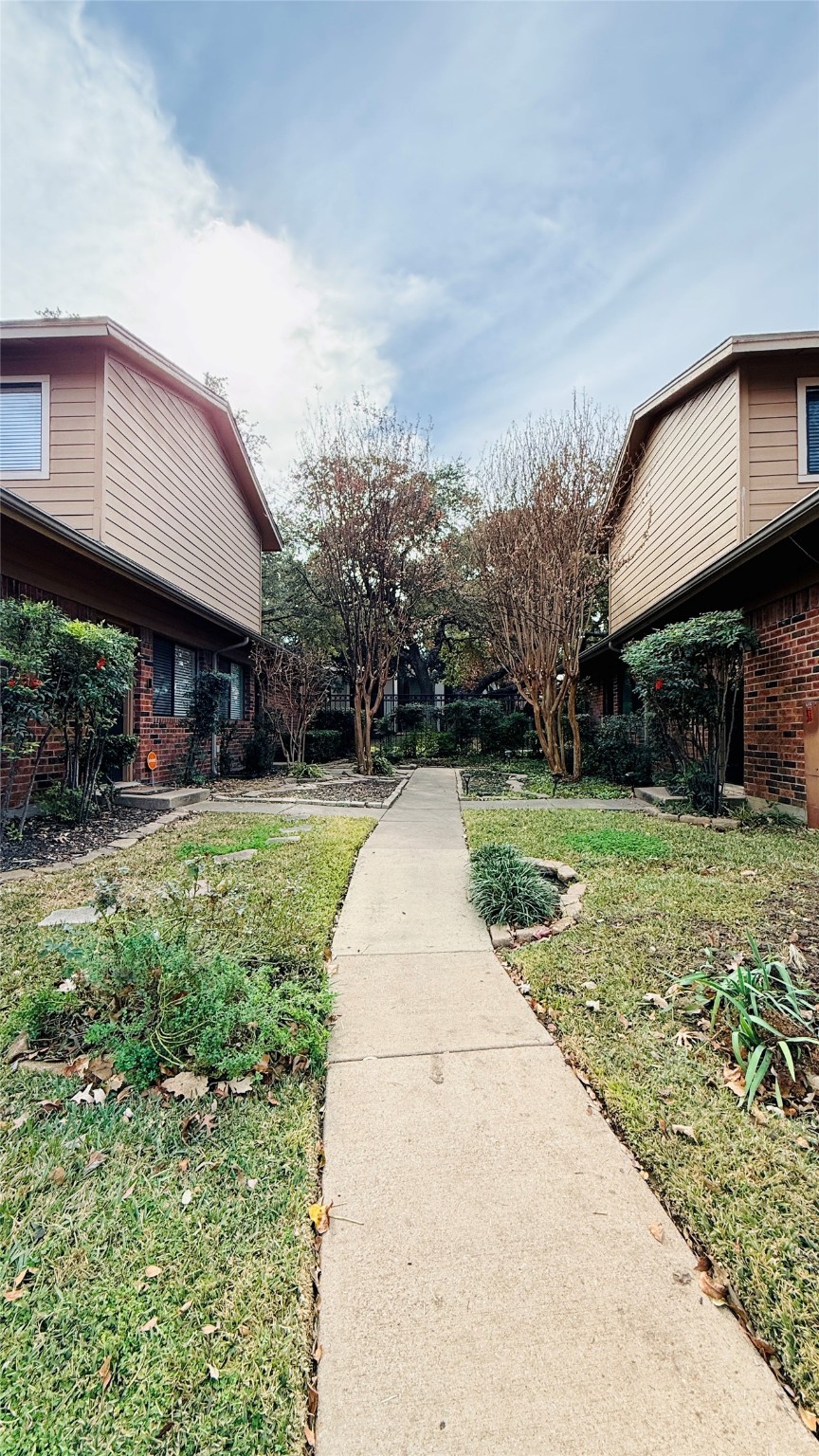 5761 Cedar Creek Drive Benbrook TX 76109