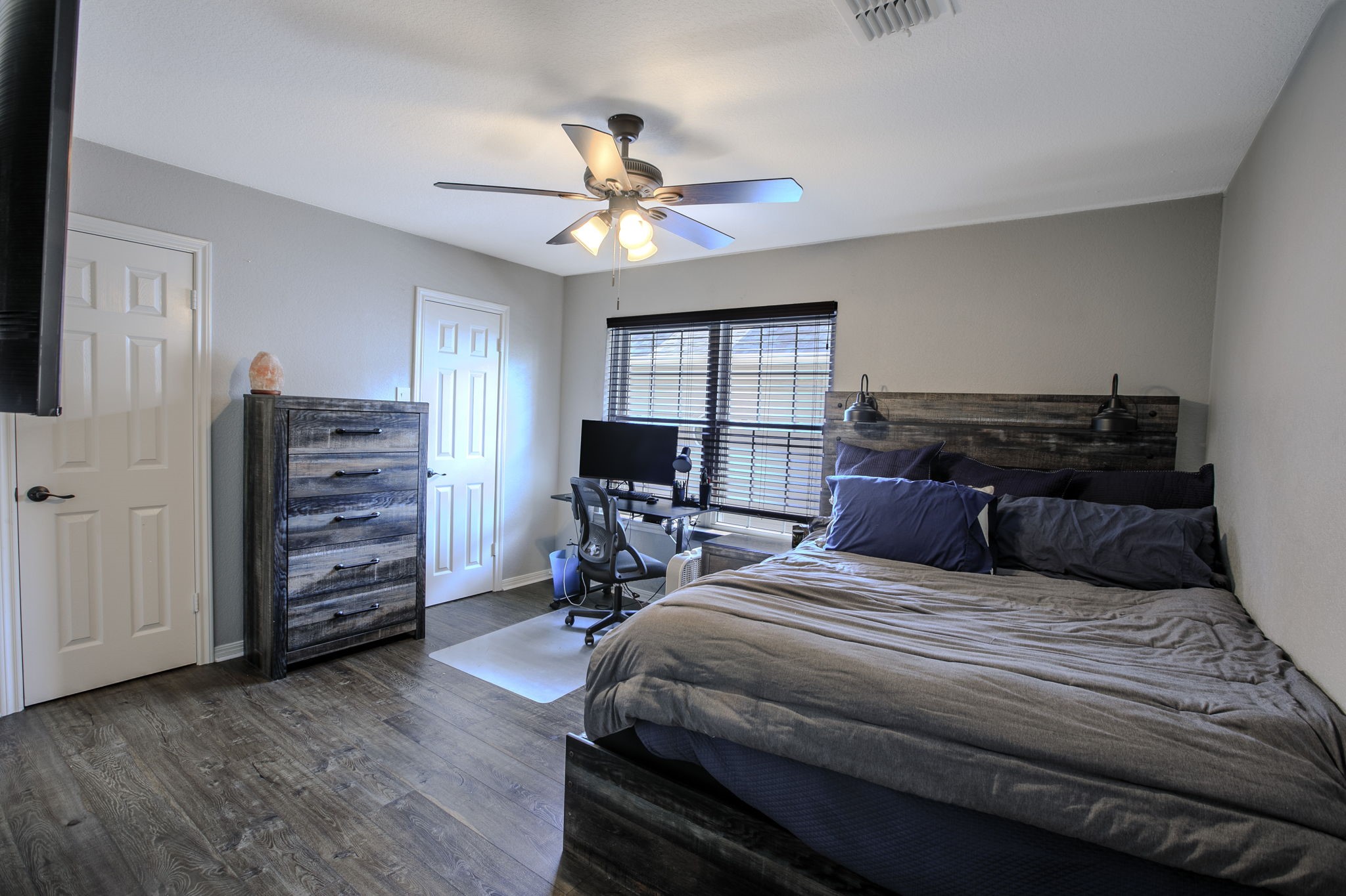 2011 S 7th Street Waco TX 76706