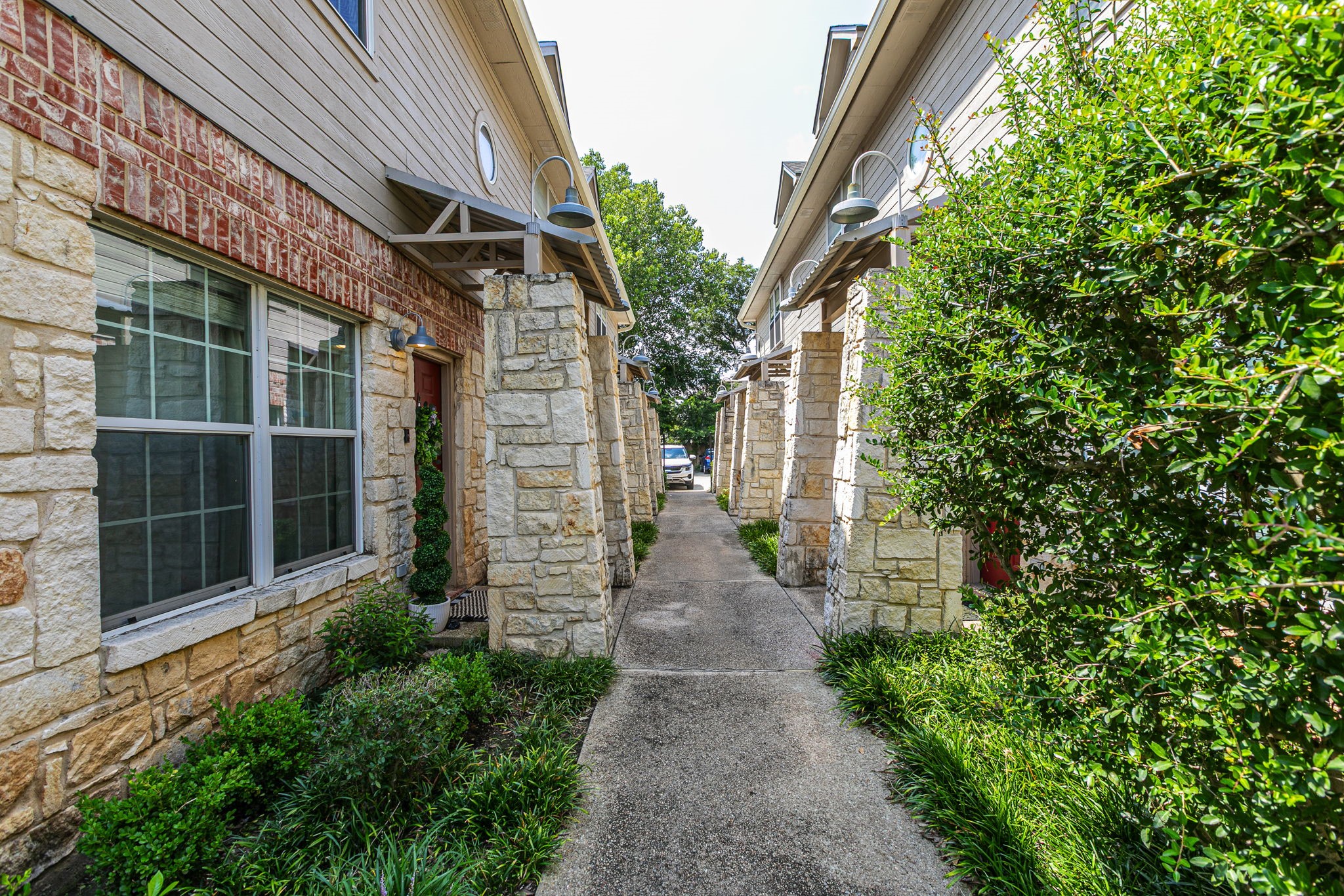 2011 S 7th Street Waco TX 76706