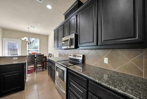 1946 Sherburne Street Lewisville TX 75067