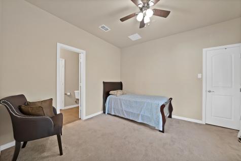1946 Sherburne Street Lewisville TX 75067