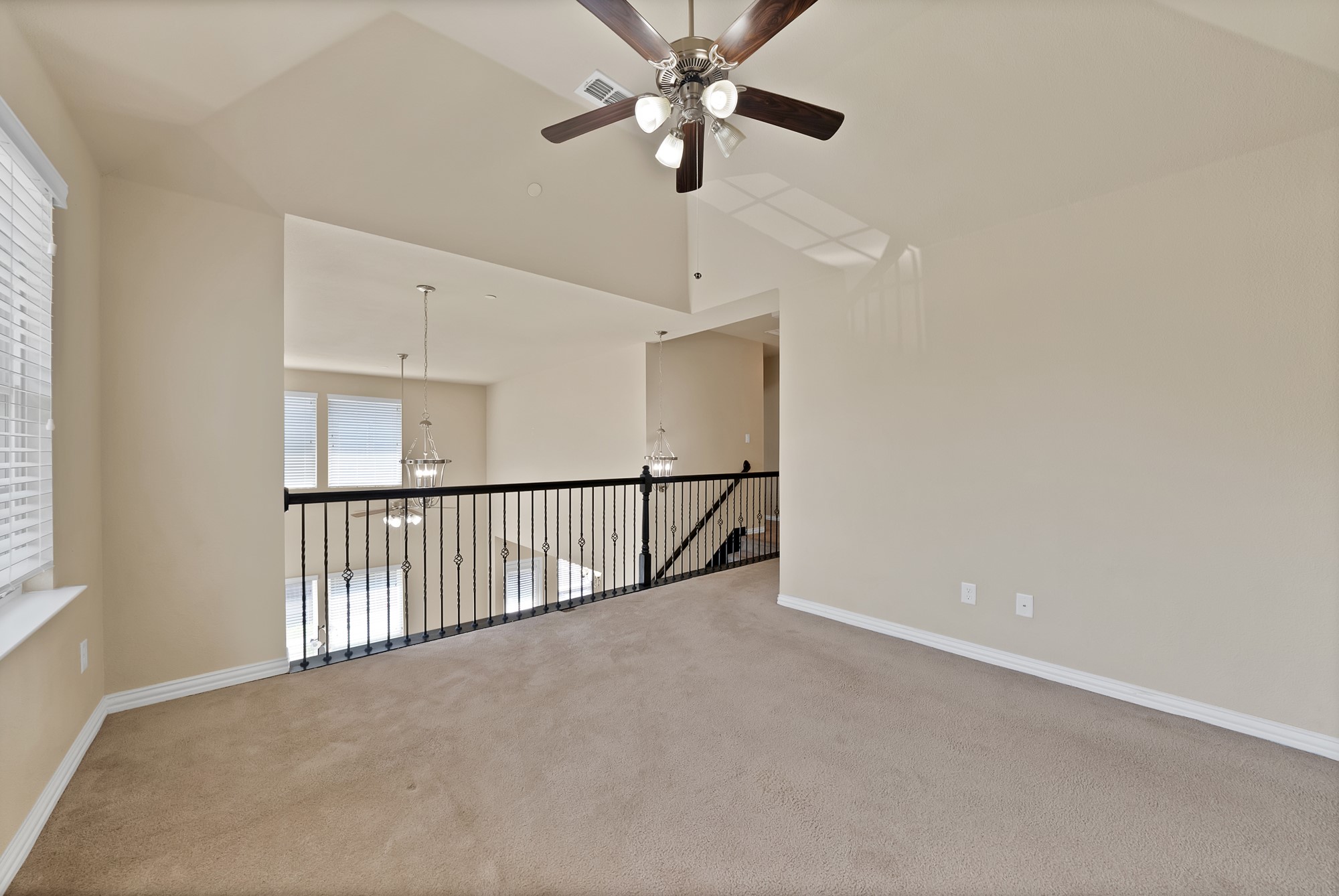 1946 Sherburne Street Lewisville TX 75067