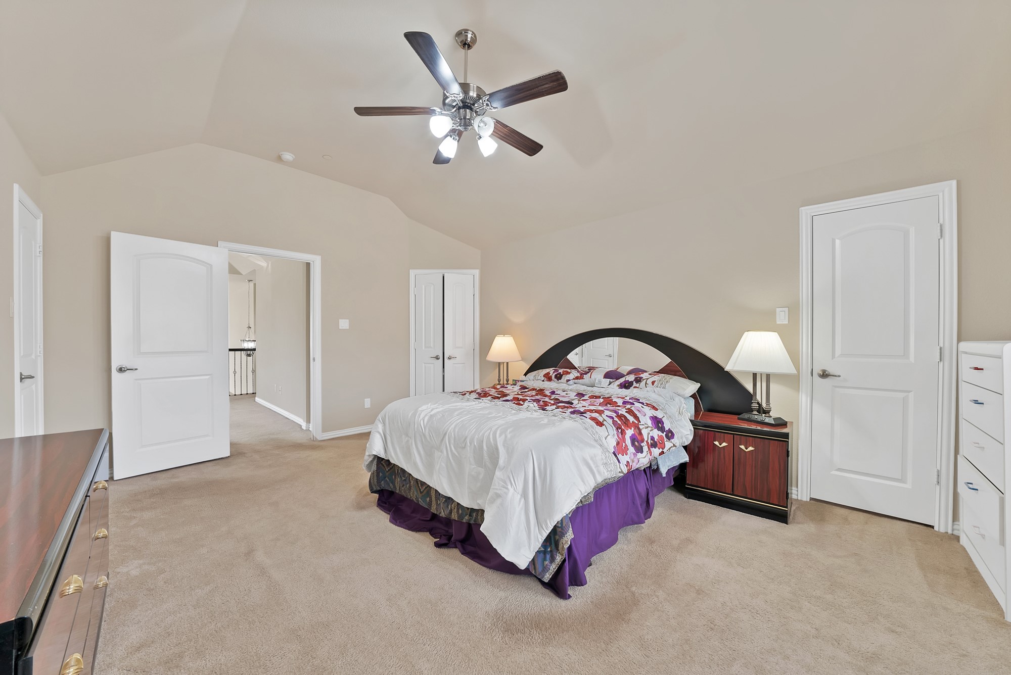 1946 Sherburne Street Lewisville TX 75067