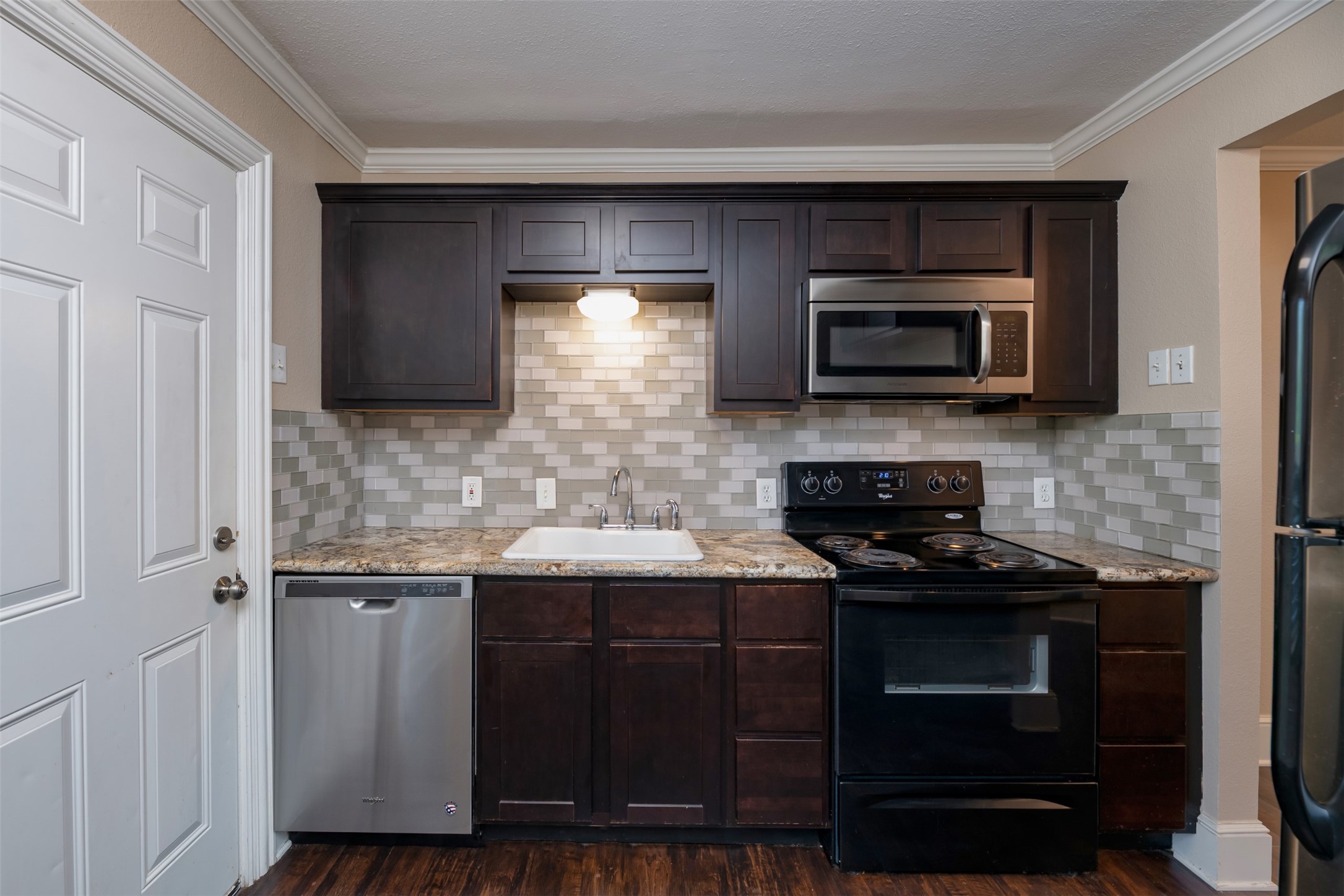 10252 Regal Oaks Drive Dallas TX 75230