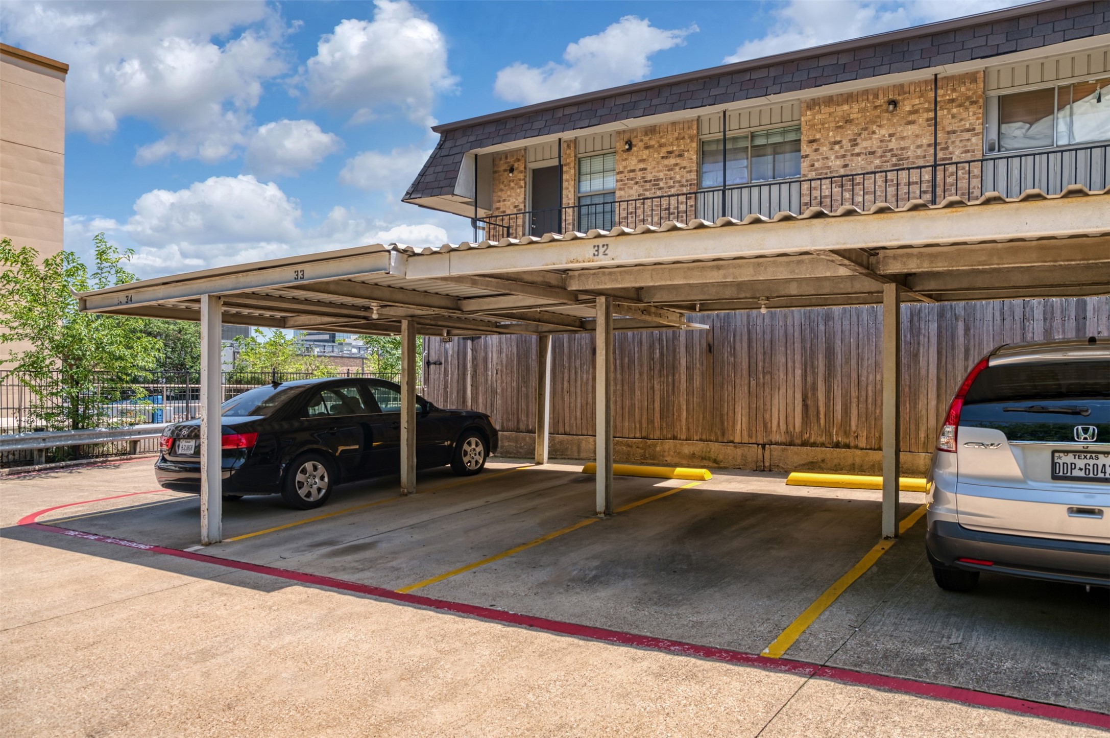 10252 Regal Oaks Drive Dallas TX 75230