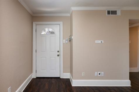 10252 Regal Oaks Drive Dallas TX 75230