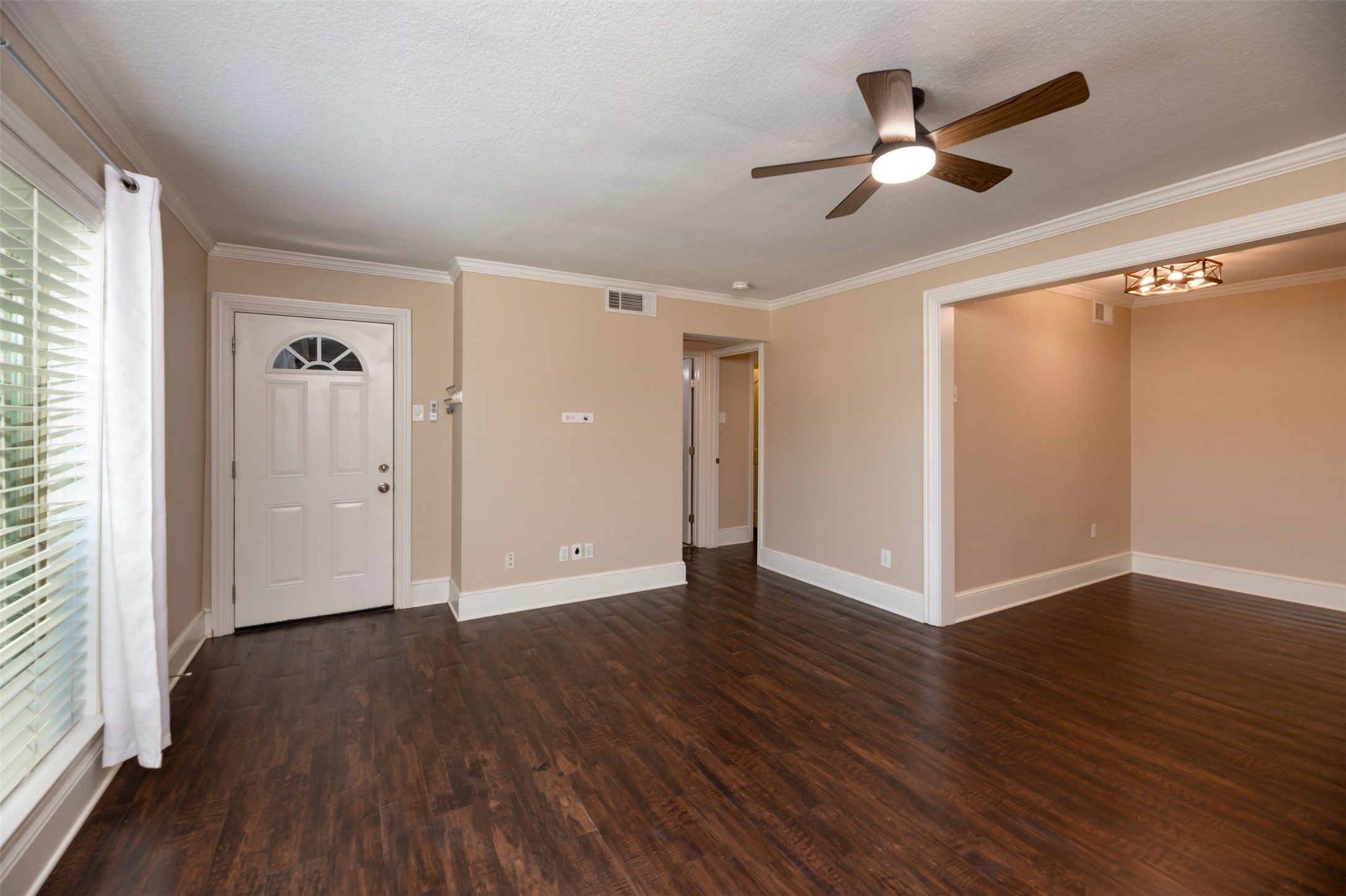 10252 Regal Oaks Drive Dallas TX 75230