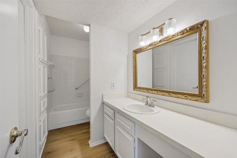 5300 Keller Springs Dallas TX 75248