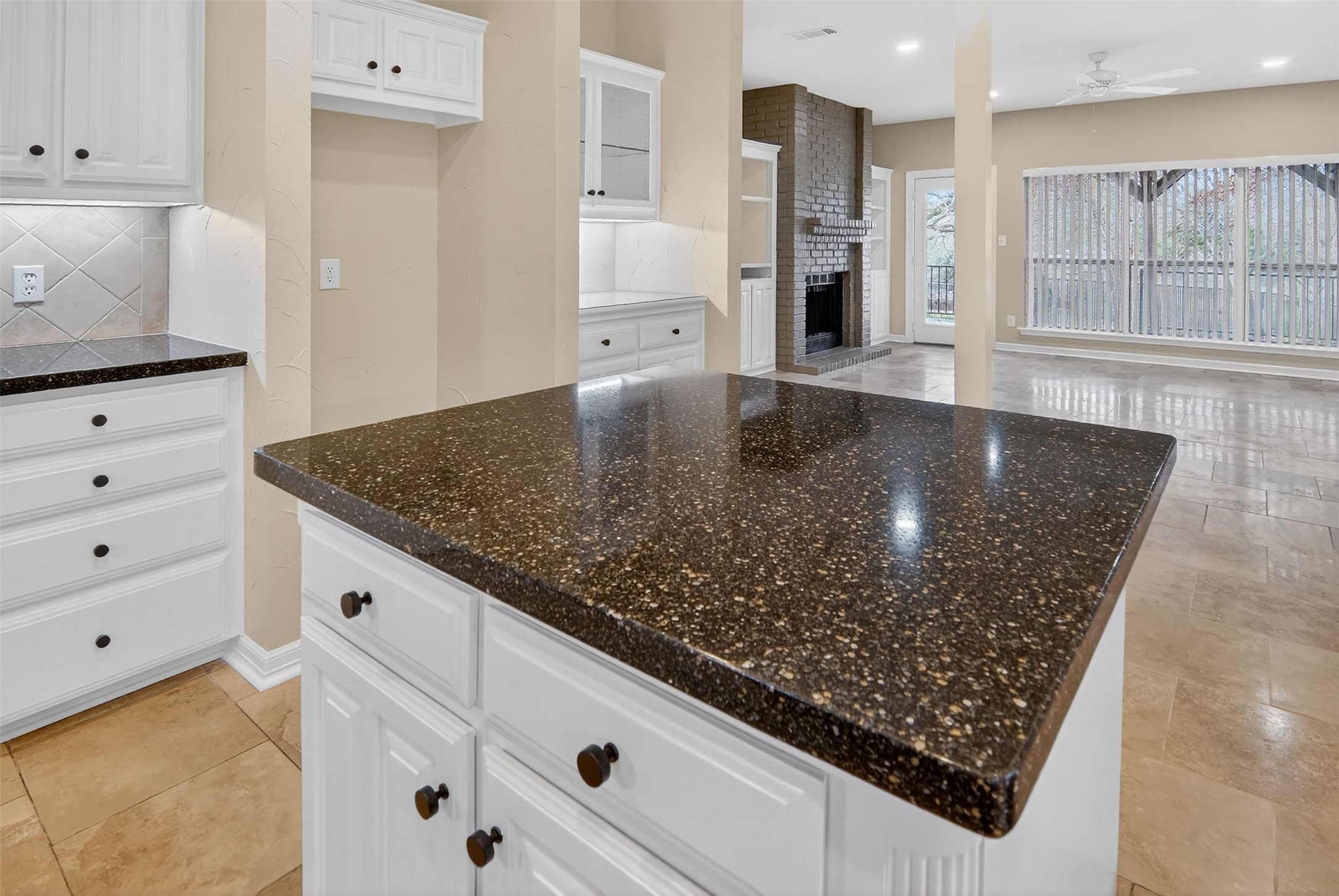 2122 Clear Lake Road Weatherford TX 76087