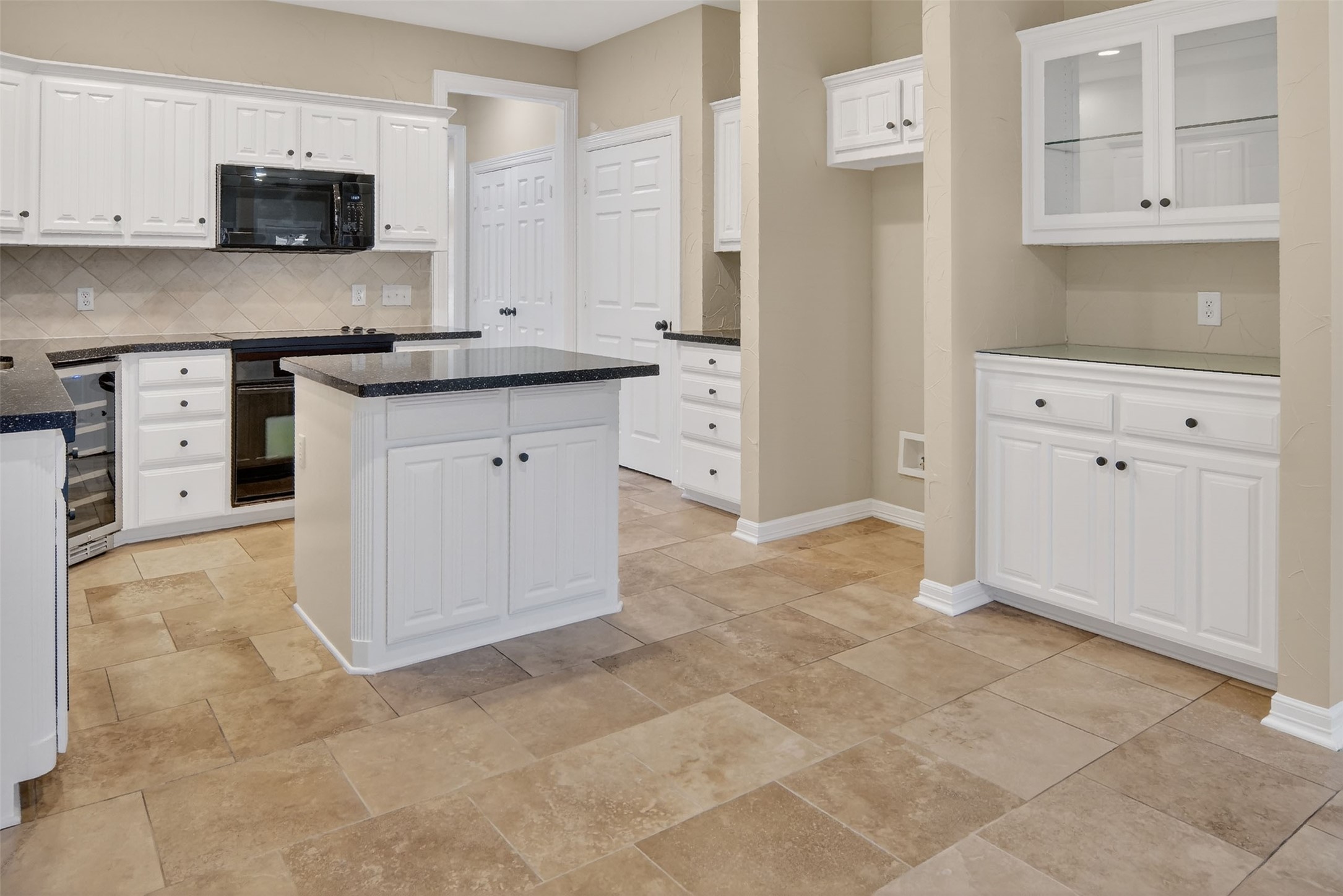 2122 Clear Lake Road Weatherford TX 76087