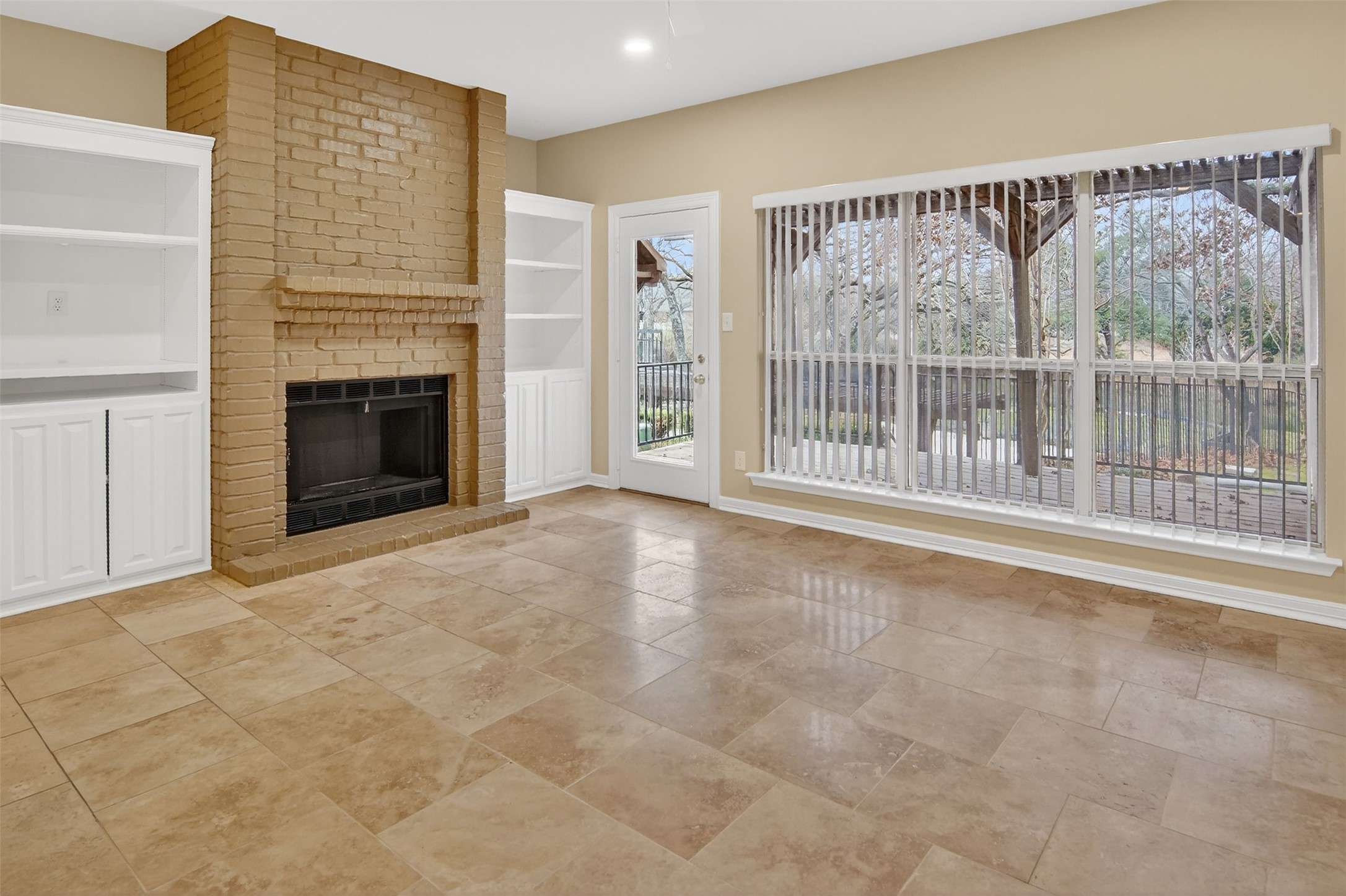 2122 Clear Lake Road Weatherford TX 76087