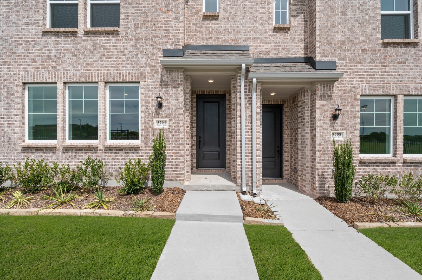 5704 Lakeview Drive Watauga TX 76148