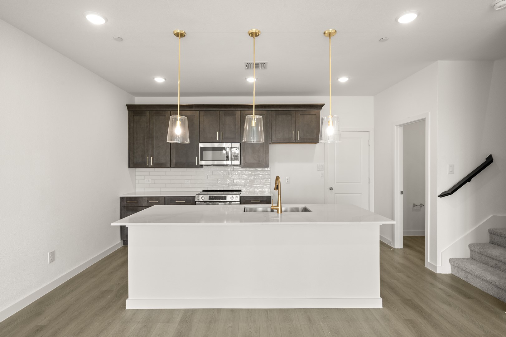 5704 Lakeview Drive Watauga TX 76148