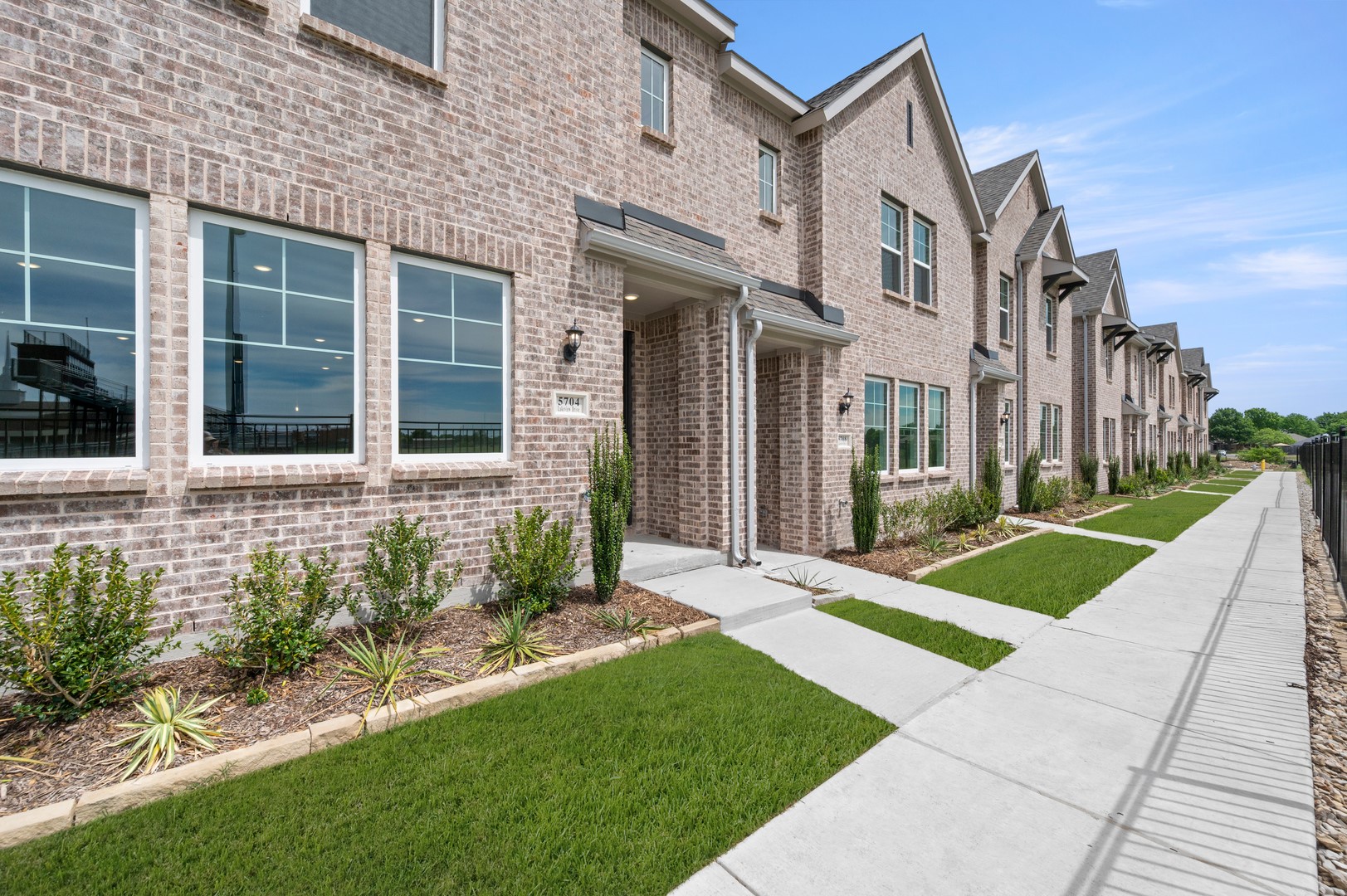5704 Lakeview Drive Watauga TX 76148