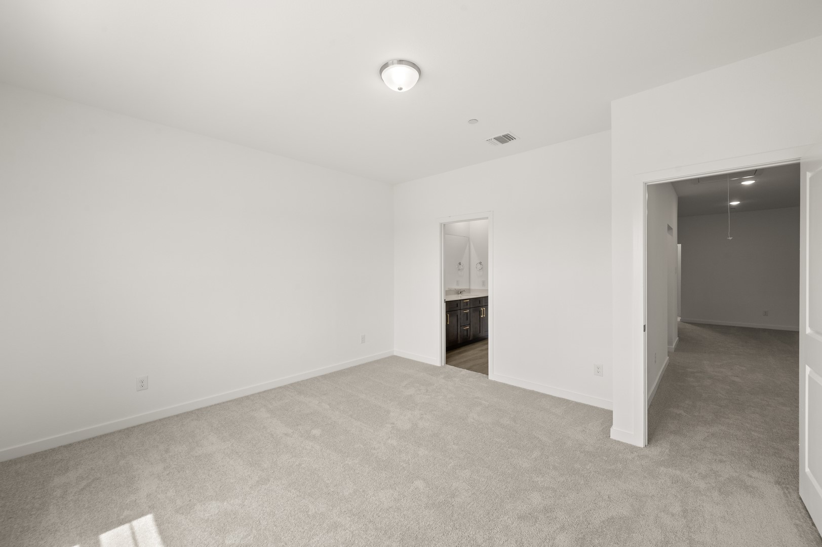 5704 Lakeview Drive Watauga TX 76148