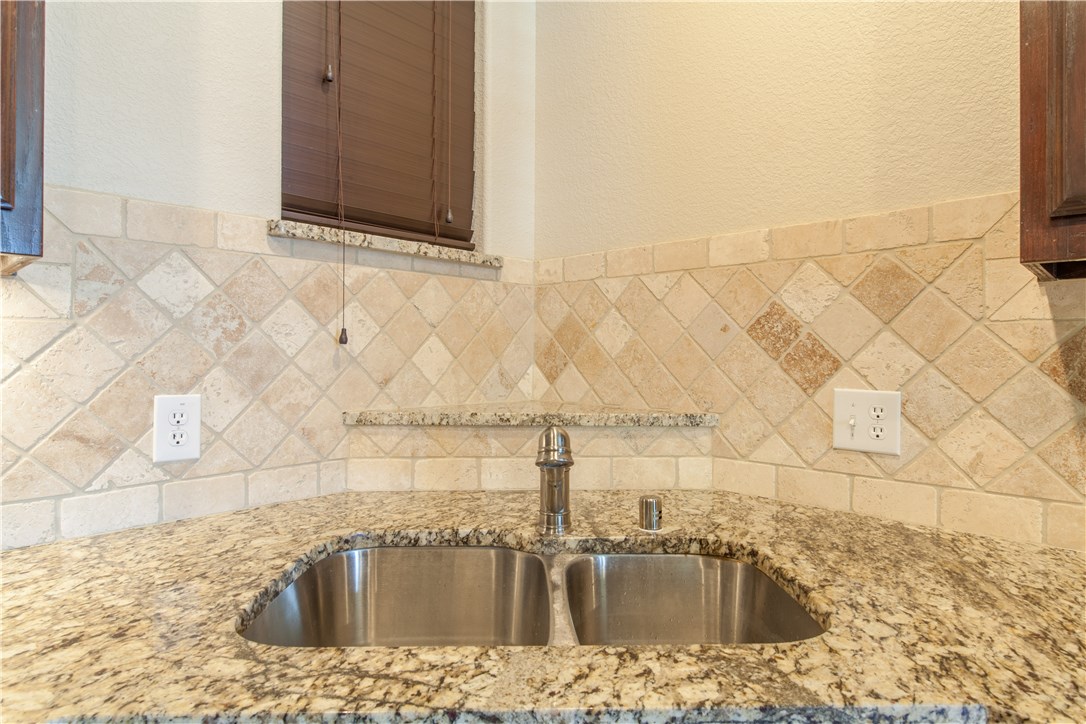 1805 Desoto Drive Mckinney TX 75072