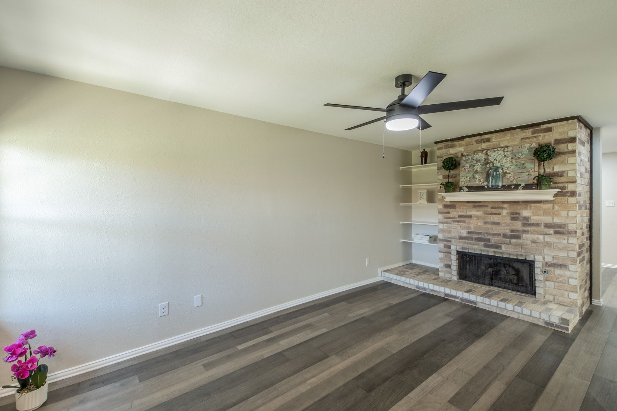 4450 Wind River Lane Garland TX 75042