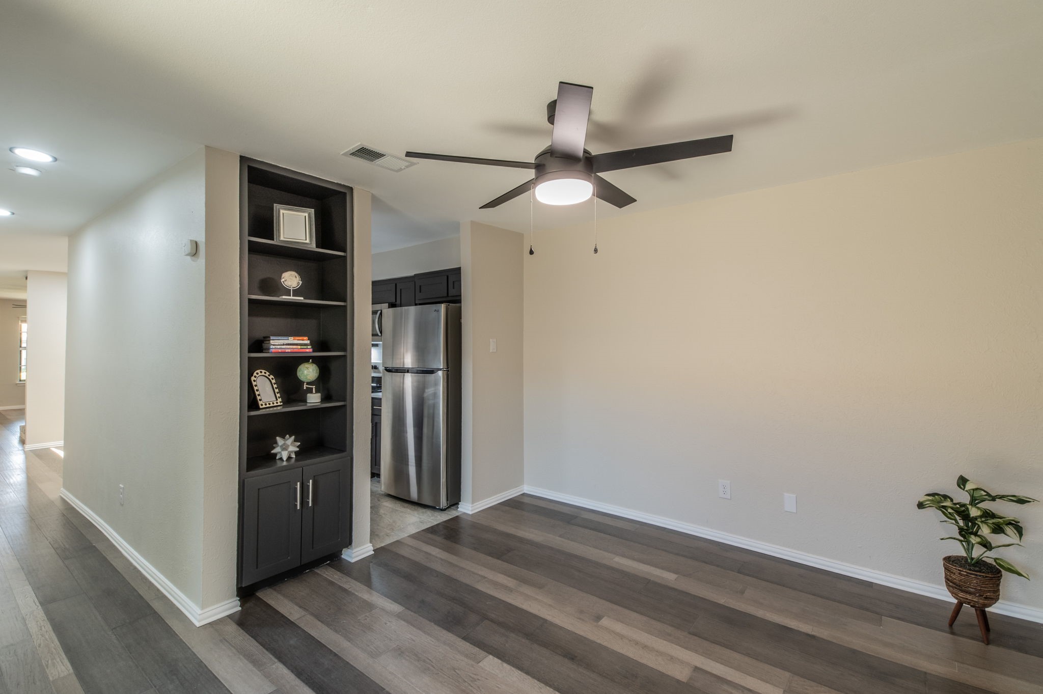 4450 Wind River Lane Garland TX 75042