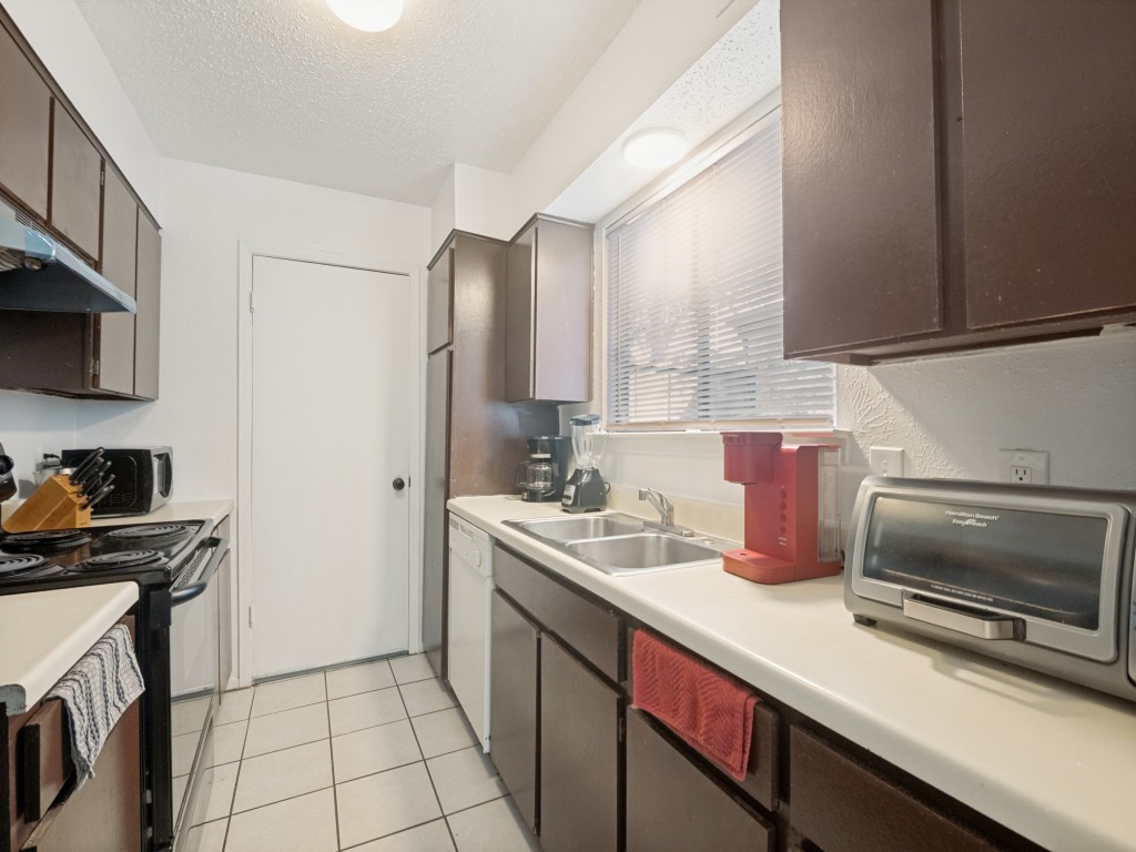 4624 Country Creek Drive Dallas TX 75236