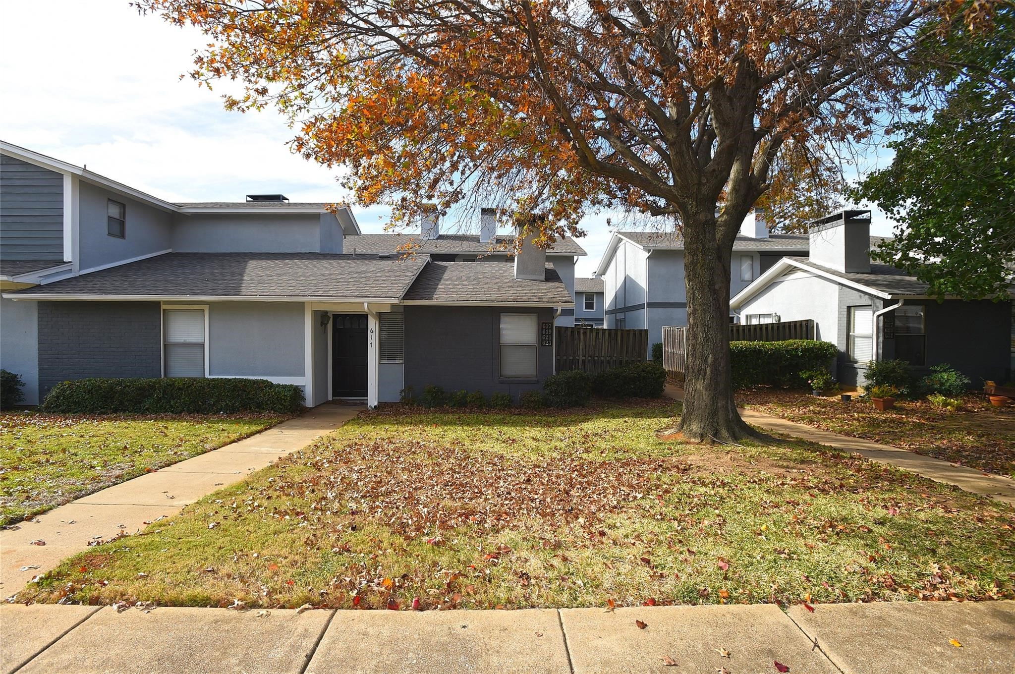 619 Timberline Drive Hurst TX 76053
