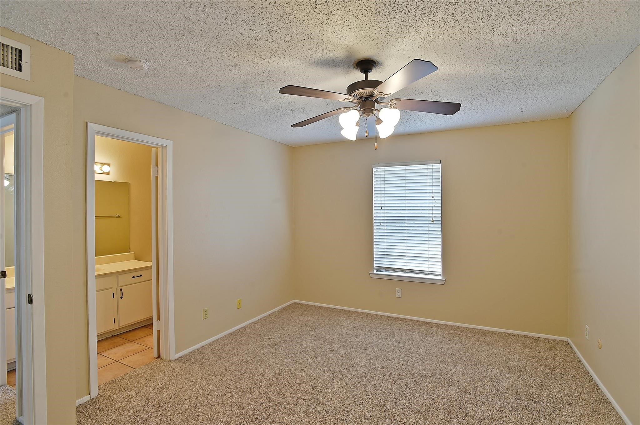 619 Timberline Drive Hurst TX 76053