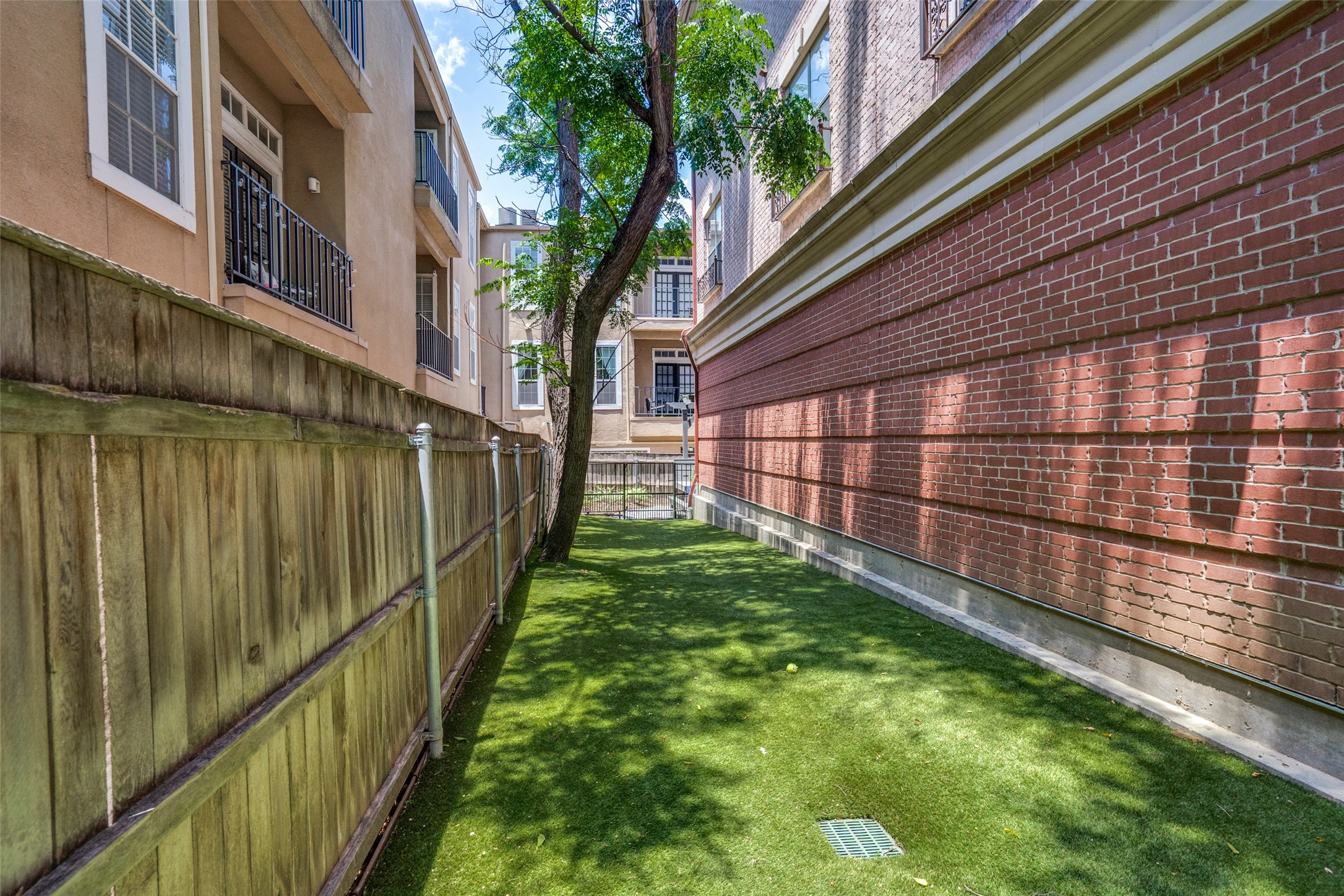 3303 Blackburn Street Dallas TX 75204