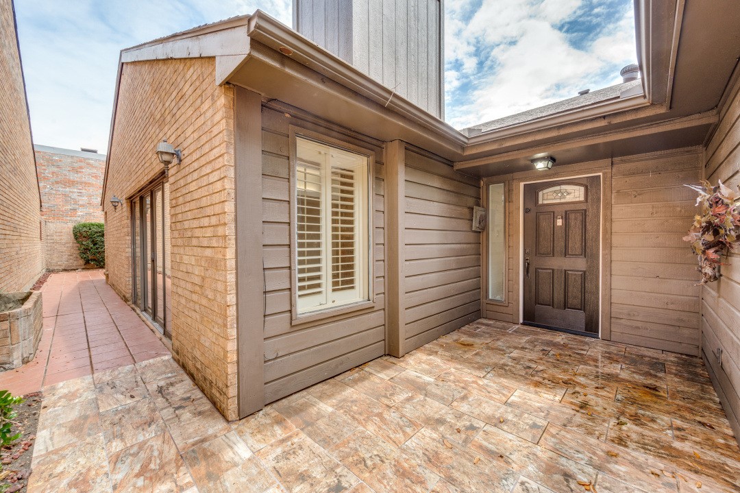 3316 Courtyard Place Farmers Branch TX 75234